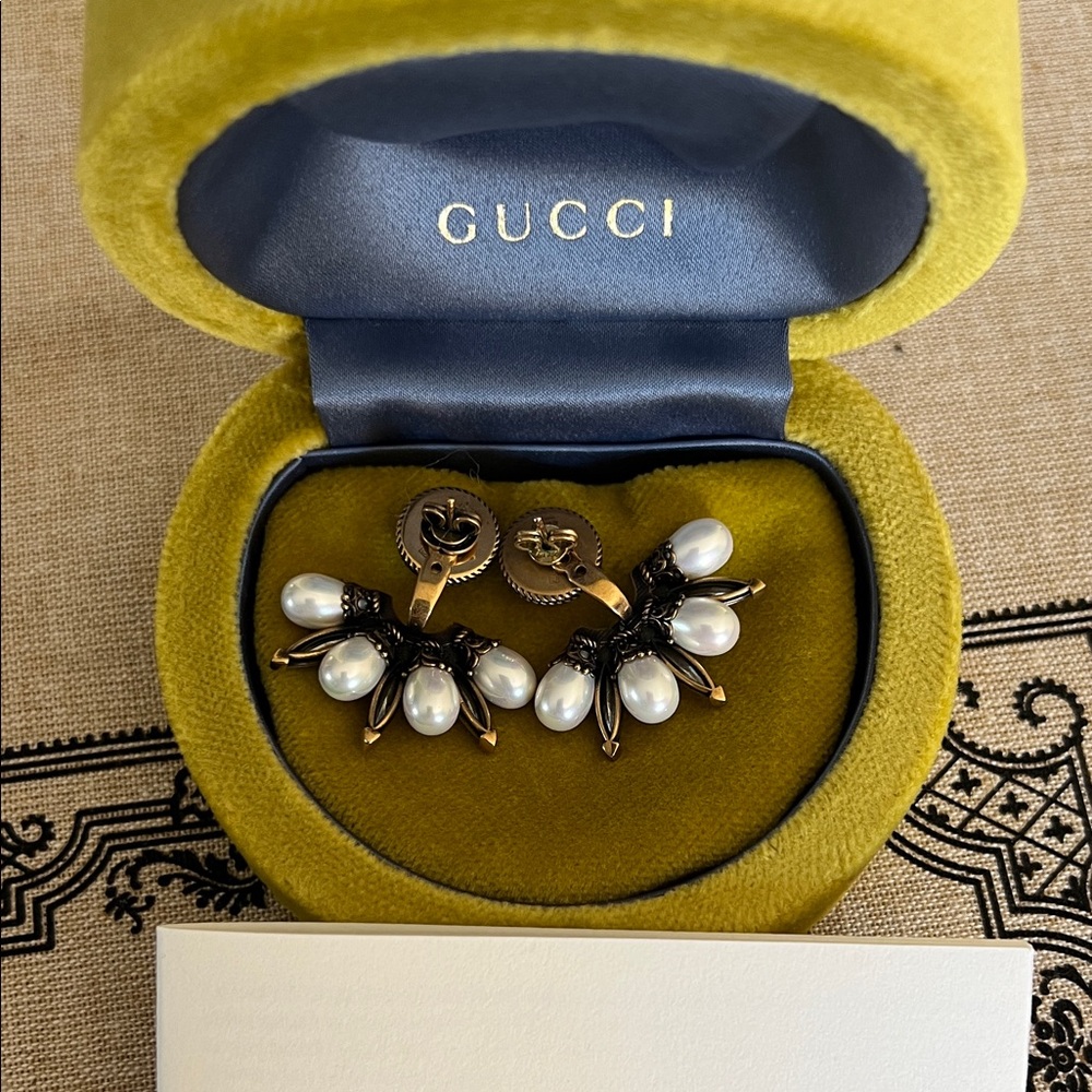 Gucci Gold and White Pearl Earrings - Picture 7 of 10